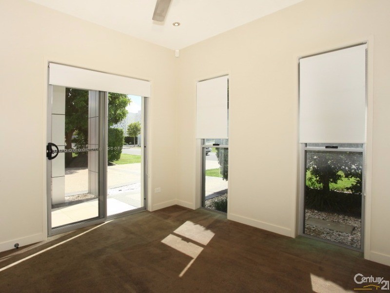 2015 The Boulevarde, Benowa QLD 4217