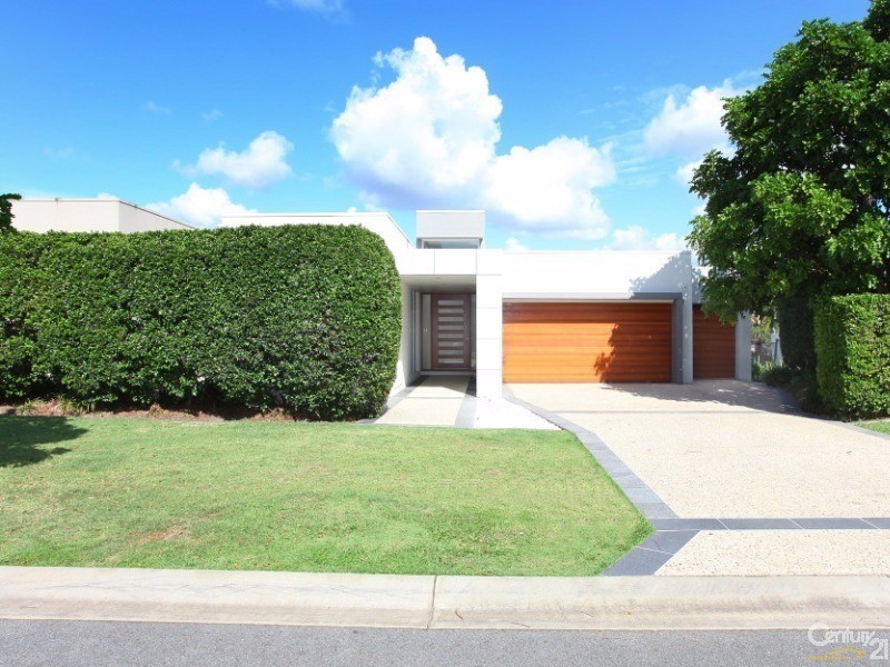 2015 The Boulevarde, Benowa QLD 4217
