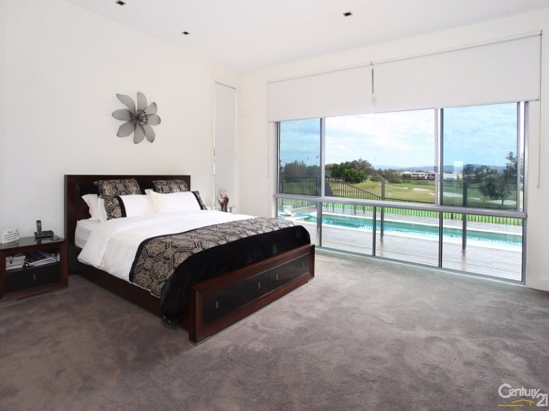 2008 The Boulevarde, Benowa QLD 4217
