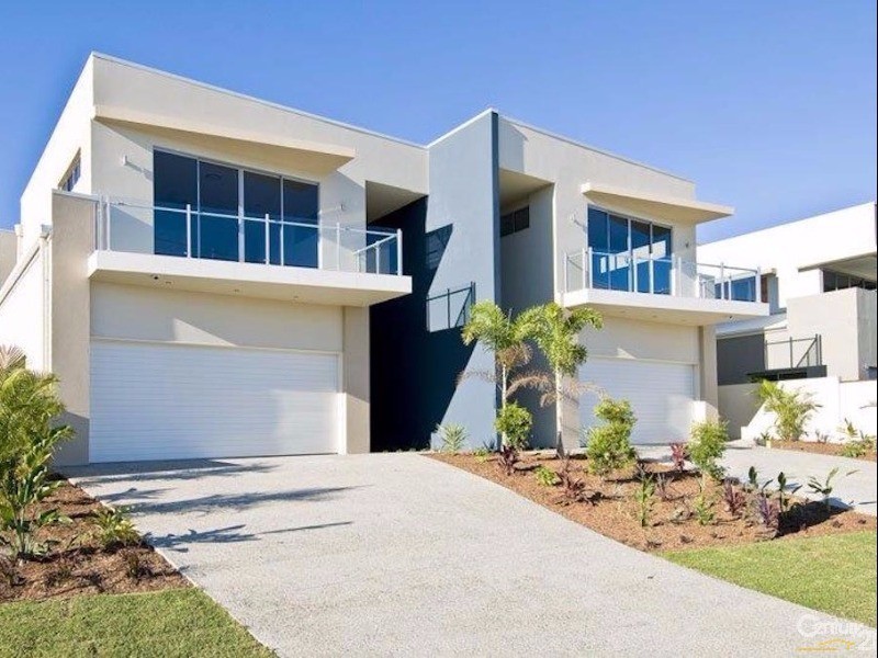 8006A Vista Drive, Benowa QLD 4217