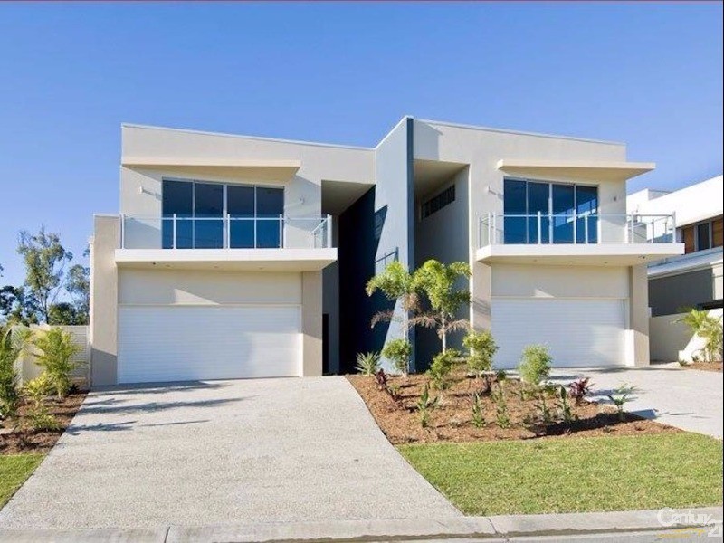 8006A Vista Drive, Benowa QLD 4217