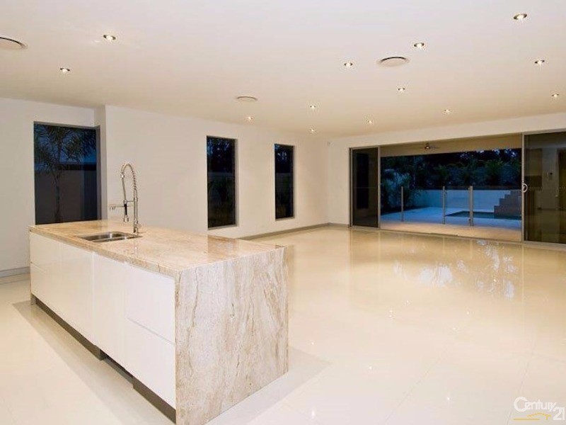 8006A Vista Drive, Benowa QLD 4217