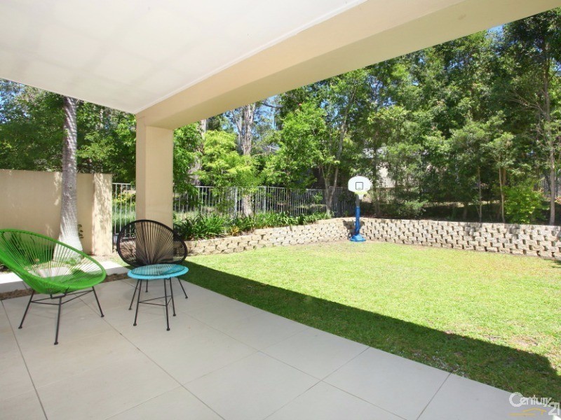 5018A Riverwood Grove, Benowa QLD 4217