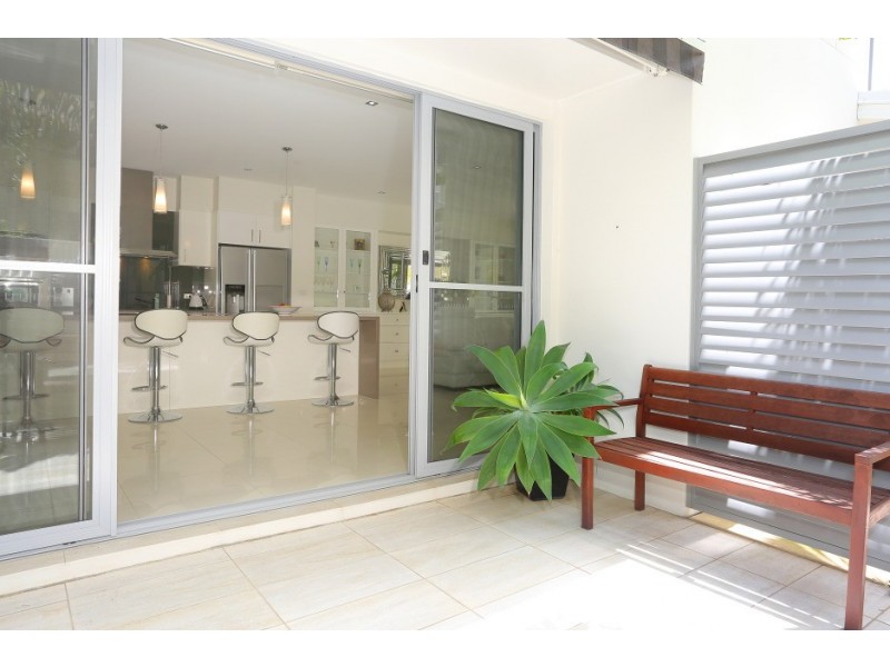 2/4023 Quayside, Benowa QLD 4217