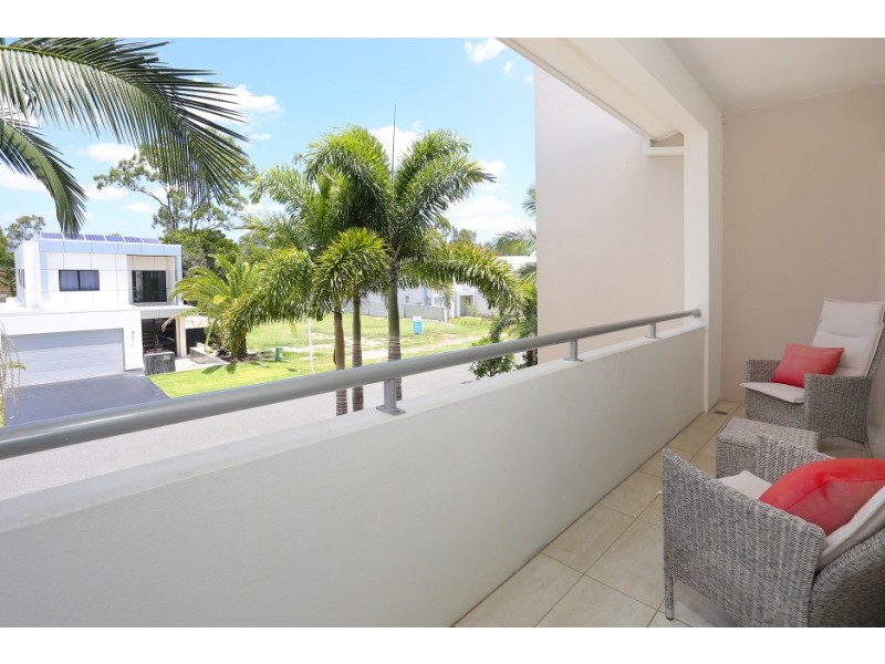 2/4023 Quayside, Benowa QLD 4217