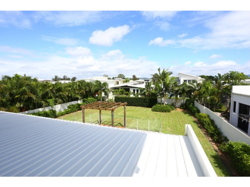 9003 Northview Parade, Benowa QLD 4217