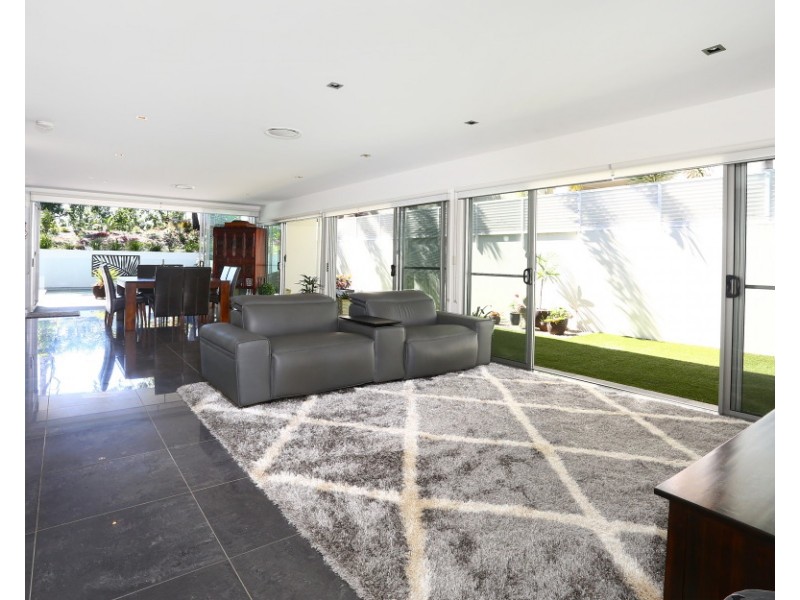 7020 Circa Vista, Benowa QLD 4217