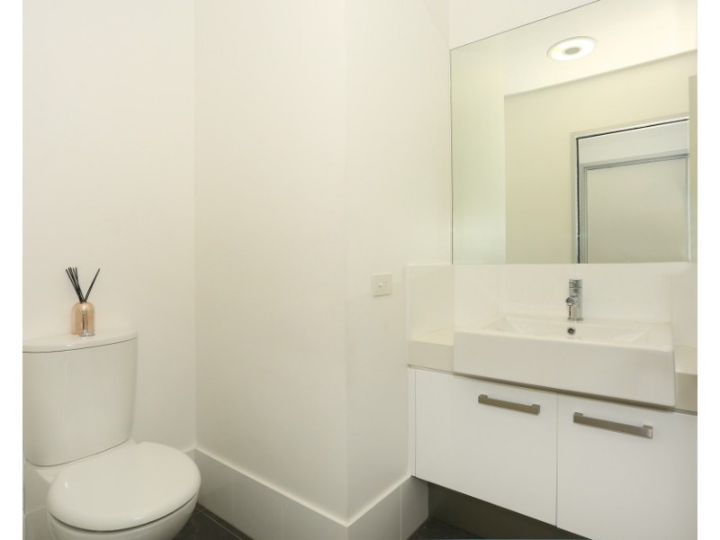7020 Circa Vista, Benowa QLD 4217