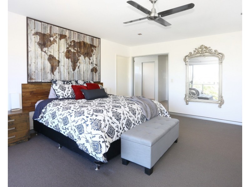 7020 Circa Vista, Benowa QLD 4217