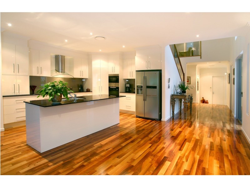 5021A Riverwood Grove, Benowa QLD 4217