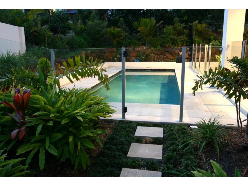 5021A Riverwood Grove, Benowa QLD 4217