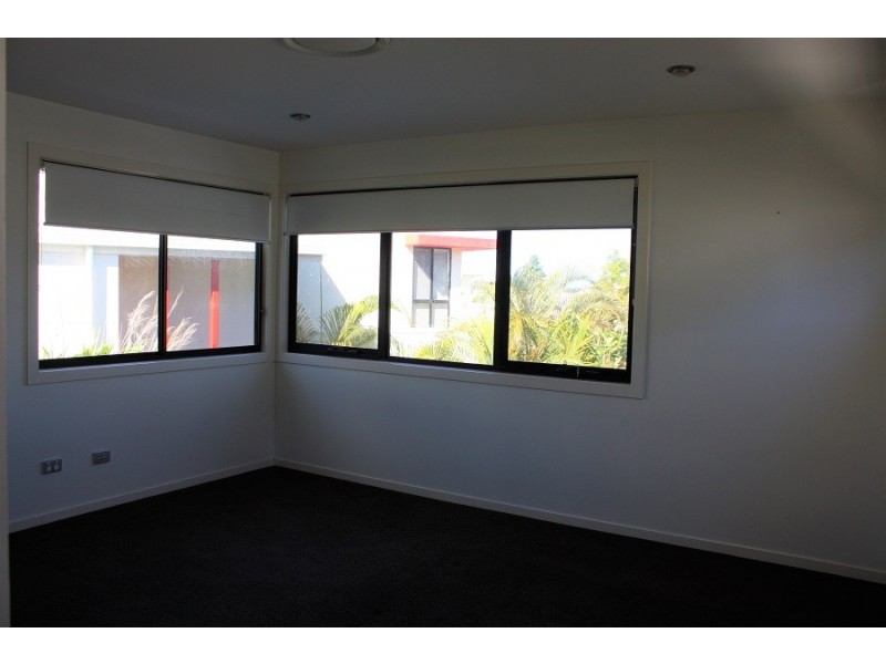7022B CIRCA VISTA DRIVE, Benowa QLD 4217