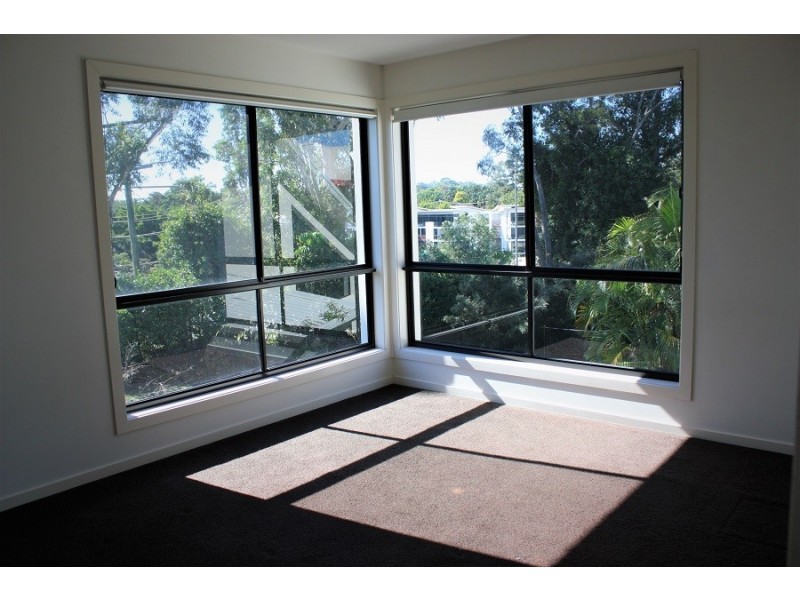 7022B CIRCA VISTA DRIVE, Benowa QLD 4217