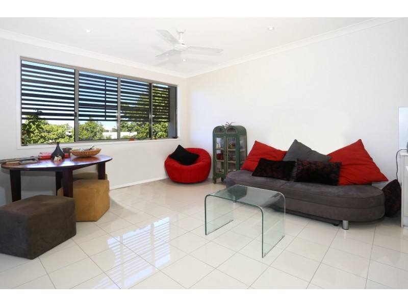 81/5033 Emerald Island Drive, Carrara QLD 4211