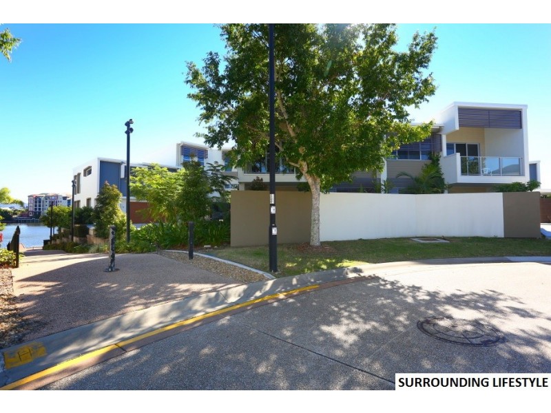 81/5033 Emerald Island Drive, Carrara QLD 4211