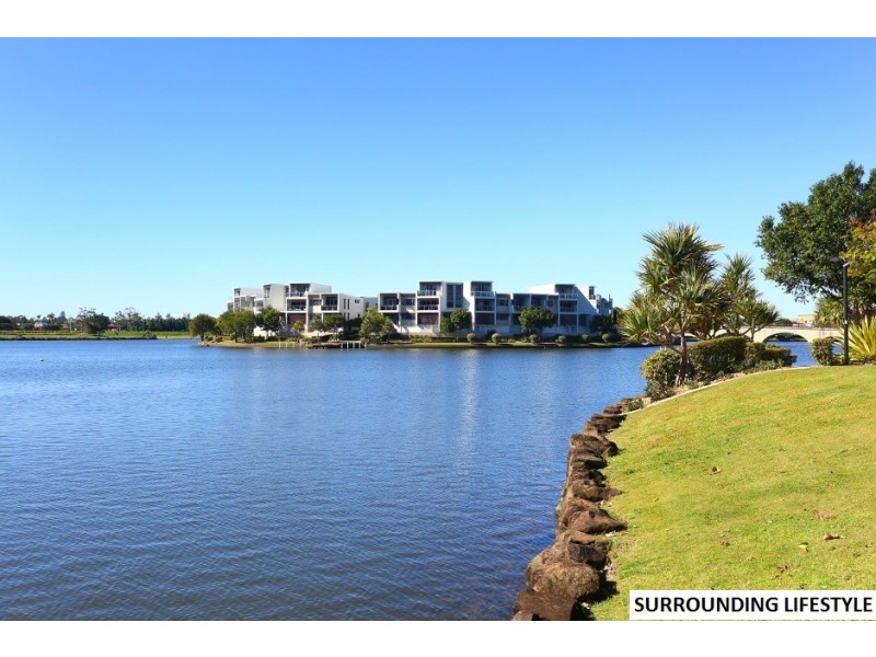 81/5033 Emerald Island Drive, Carrara QLD 4211