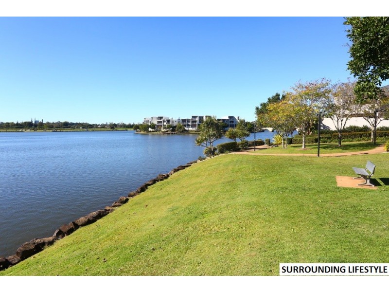 81/5033 Emerald Island Drive, Carrara QLD 4211