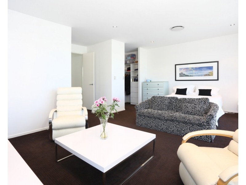 4025A The Boulevarde, Benowa QLD 4217