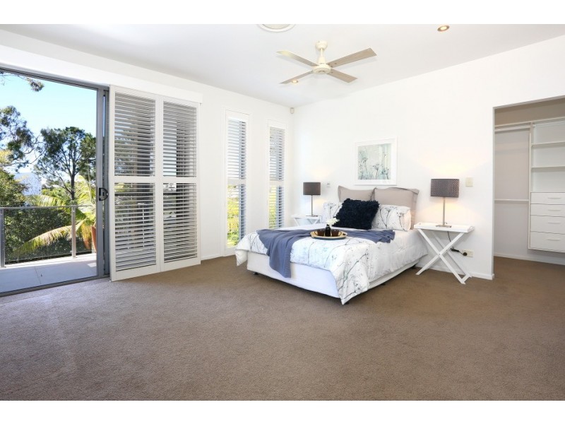 5023B Riverwood grove, Benowa QLD 4217