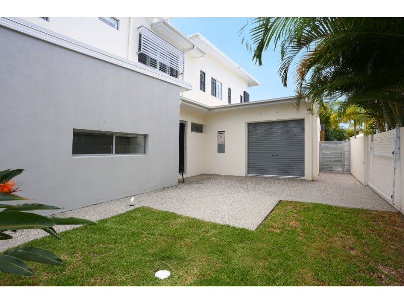 9003 Northview Parade, Benowa QLD 4217