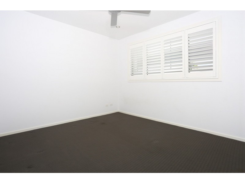 9003 Northview Parade, Benowa QLD 4217