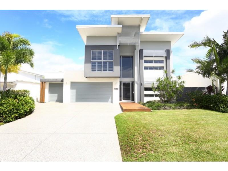9003 Northview Parade, Benowa QLD 4217