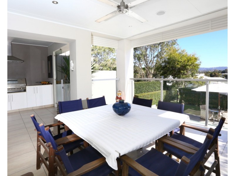 6026B Vista Drive, Benowa QLD 4217