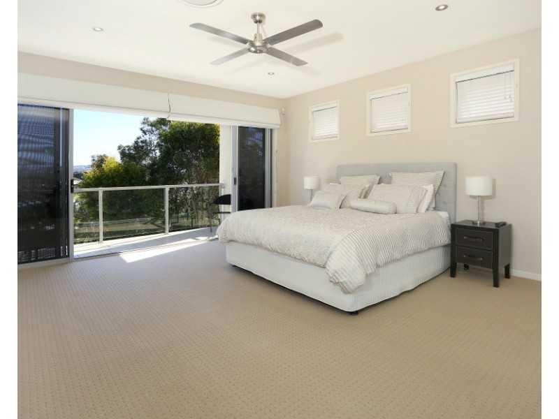 6026B Vista Drive, Benowa QLD 4217