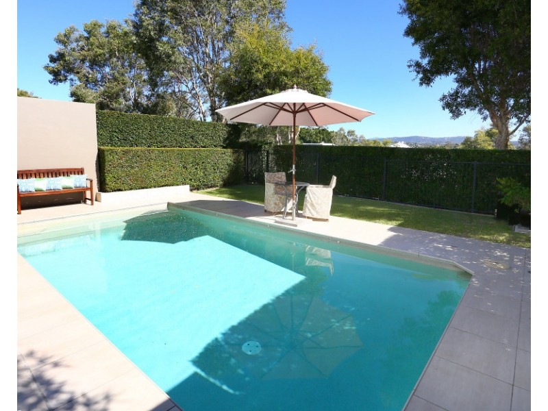 6026B Vista Drive, Benowa QLD 4217