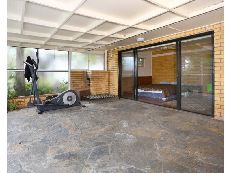 652 Nerang Broadbeach Road, Carrara QLD 4211