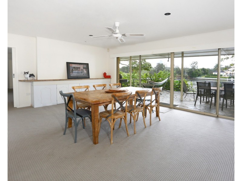 652 Nerang Broadbeach Road, Carrara QLD 4211