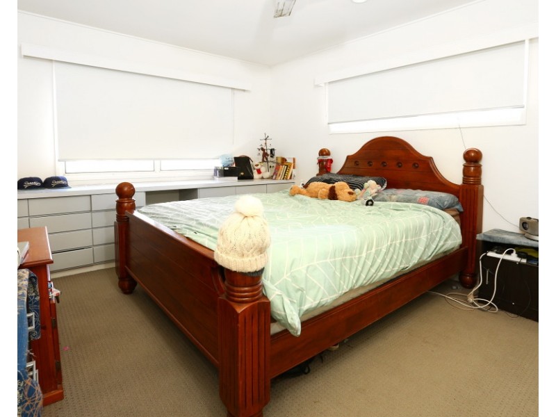 652 Nerang Broadbeach Road, Carrara QLD 4211