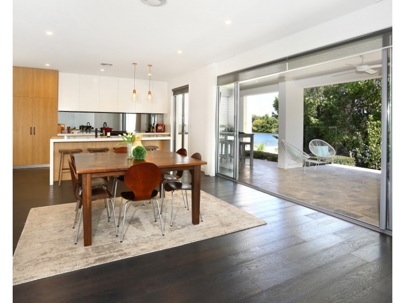 4005 THE BOULEVARDE, Benowa QLD 4217