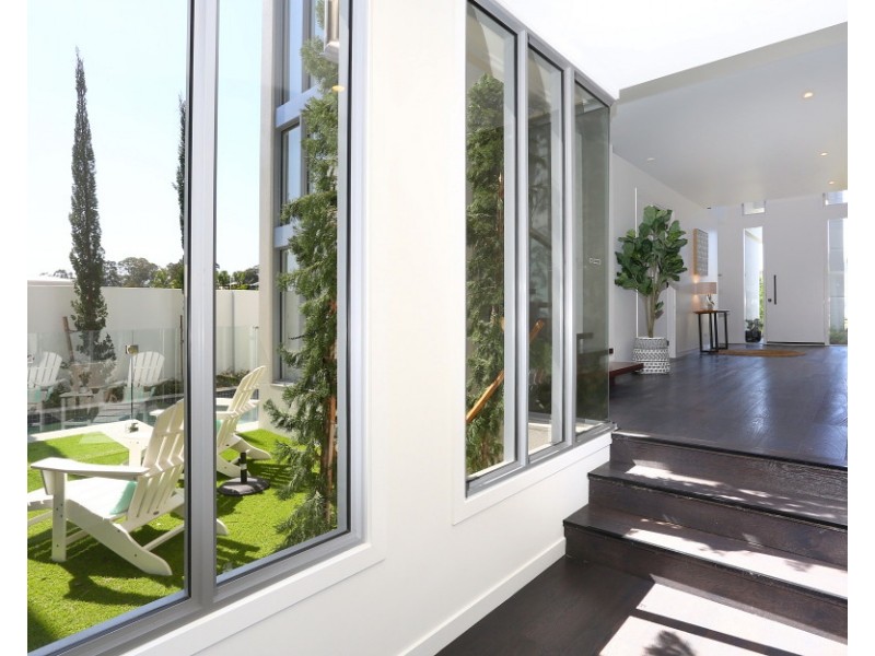 4005 THE BOULEVARDE, Benowa QLD 4217