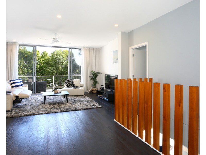 4005 THE BOULEVARDE, Benowa QLD 4217