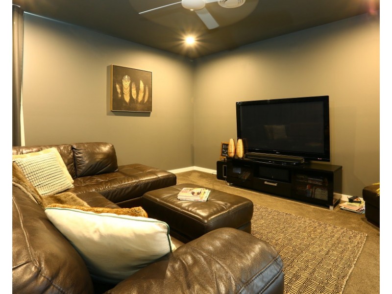 4005 THE BOULEVARDE, Benowa QLD 4217