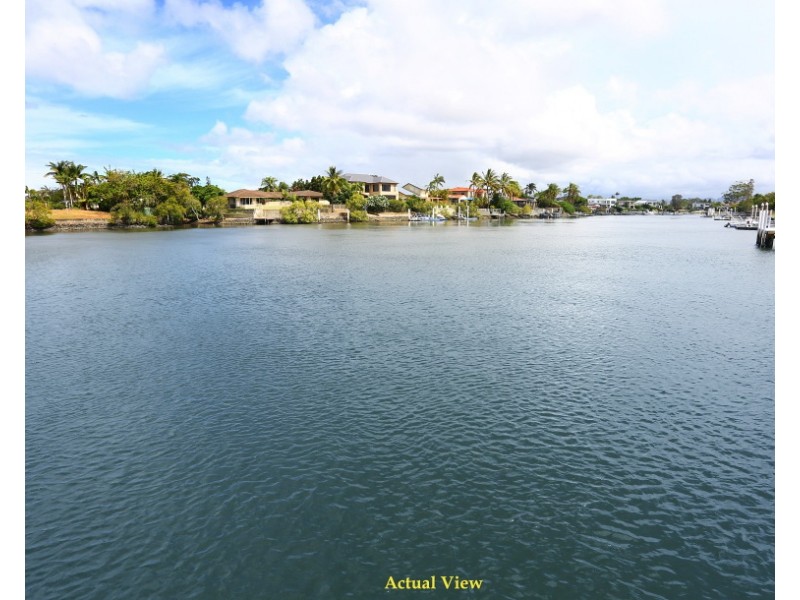 114  EDINBURGH, Benowa Waters QLD 4217