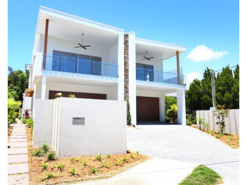 2/120 SLATYER AVENUE, Bundall QLD 4217