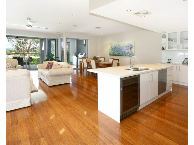 6026A Vista Drive, Benowa QLD 4217