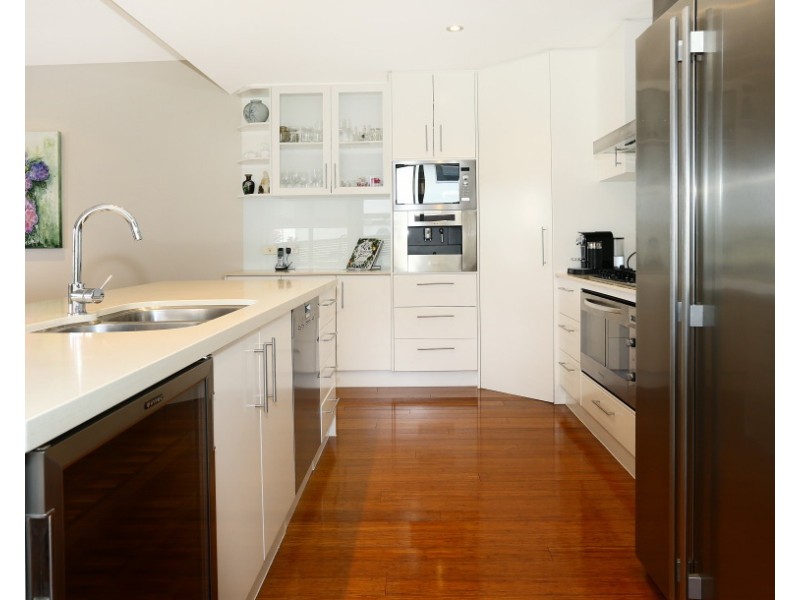 6026A Vista Drive, Benowa QLD 4217