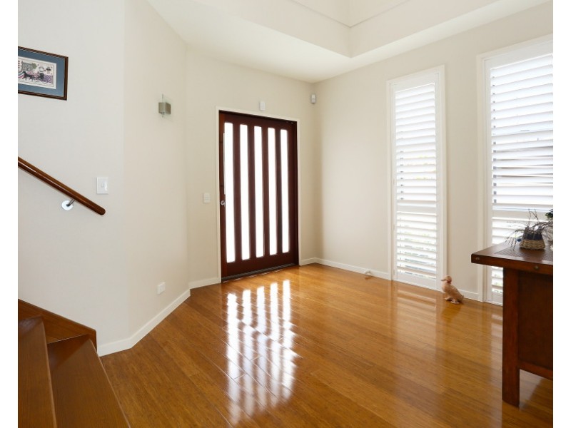 6026A Vista Drive, Benowa QLD 4217