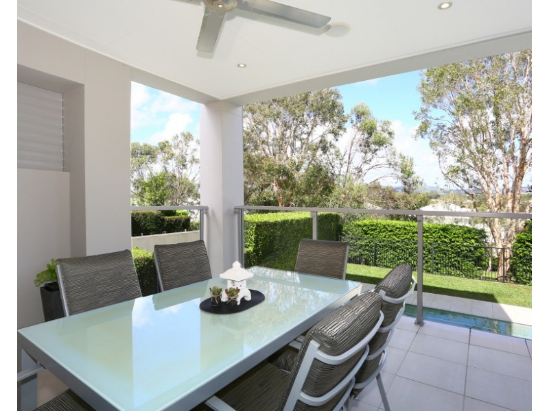 6026A Vista Drive, Benowa QLD 4217