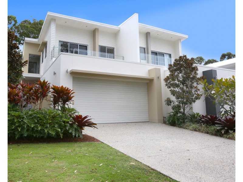 2/5016 Riverwood Grove, Benowa QLD 4217