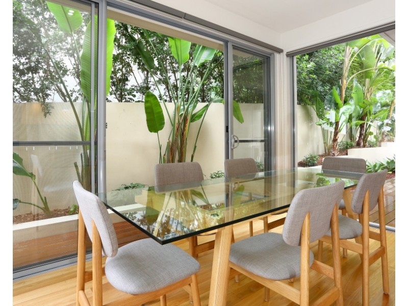 2/5016 Riverwood Grove, Benowa QLD 4217