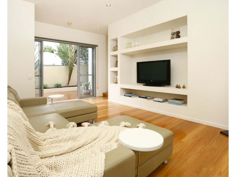 2/5016 Riverwood Grove, Benowa QLD 4217