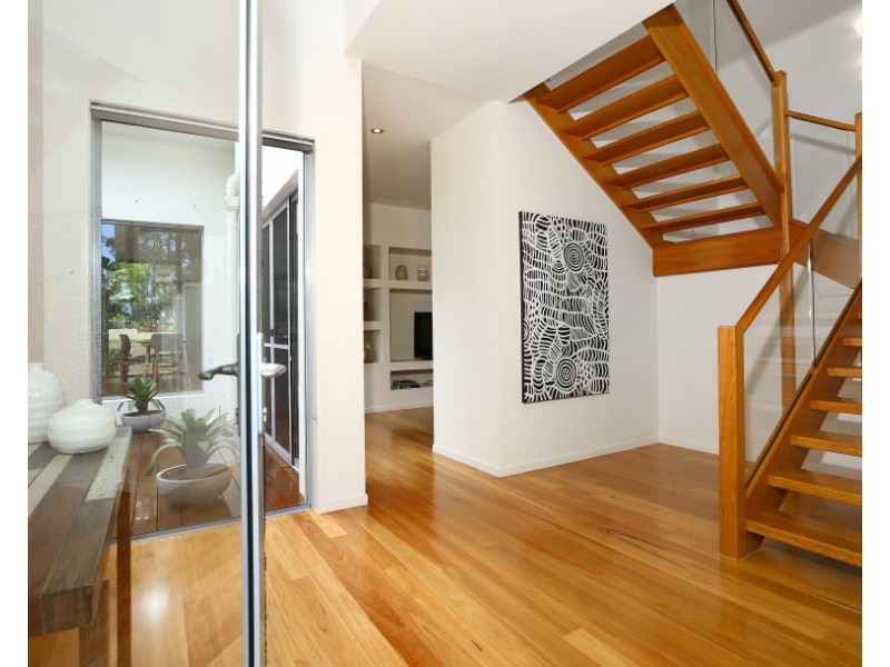 2/5016 Riverwood Grove, Benowa QLD 4217