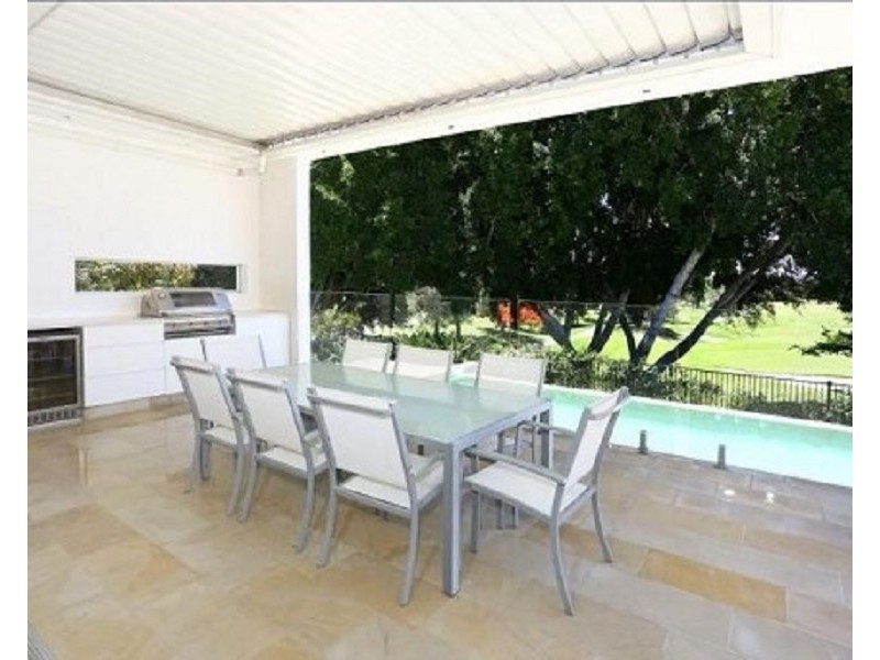 2003 THE BOULEVARDE, Benowa QLD 4217