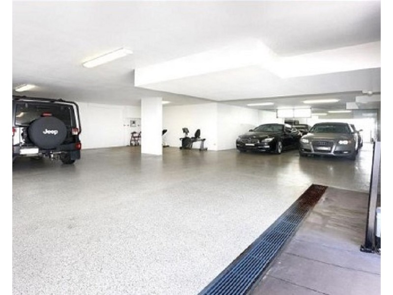 2003 THE BOULEVARDE, Benowa QLD 4217