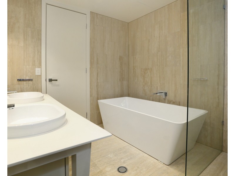 Benowa QLD 4217