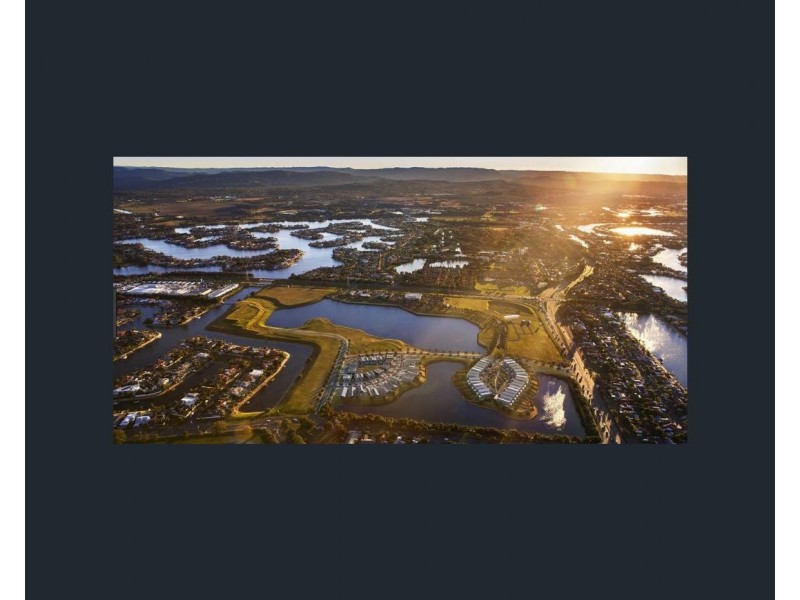 8 Concourse Drive, Mermaid Waters QLD 4218